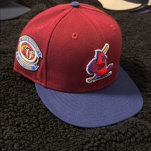 St. Luis Cardinals Fitted Hat